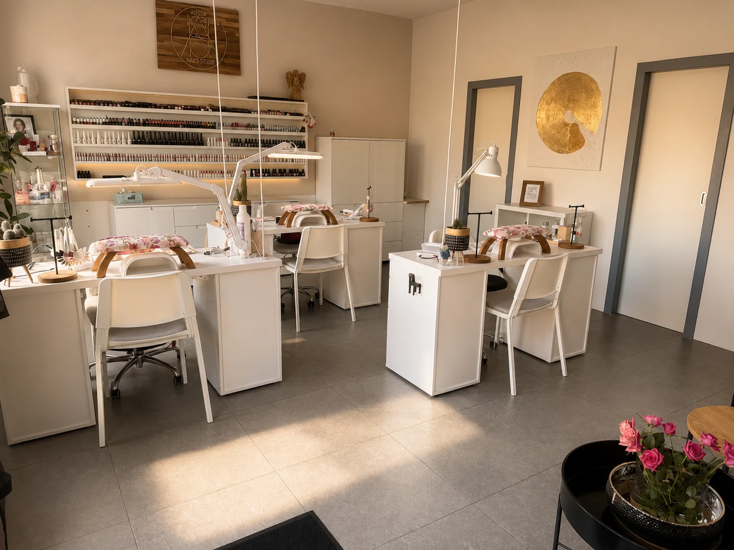 Nail Studio